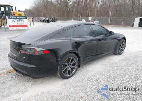 2021 Tesla Model S Plaid Tri Motor All-Wheel Drive z USA, uszkodzony, nr VIN 5YJSA1E68MF453413